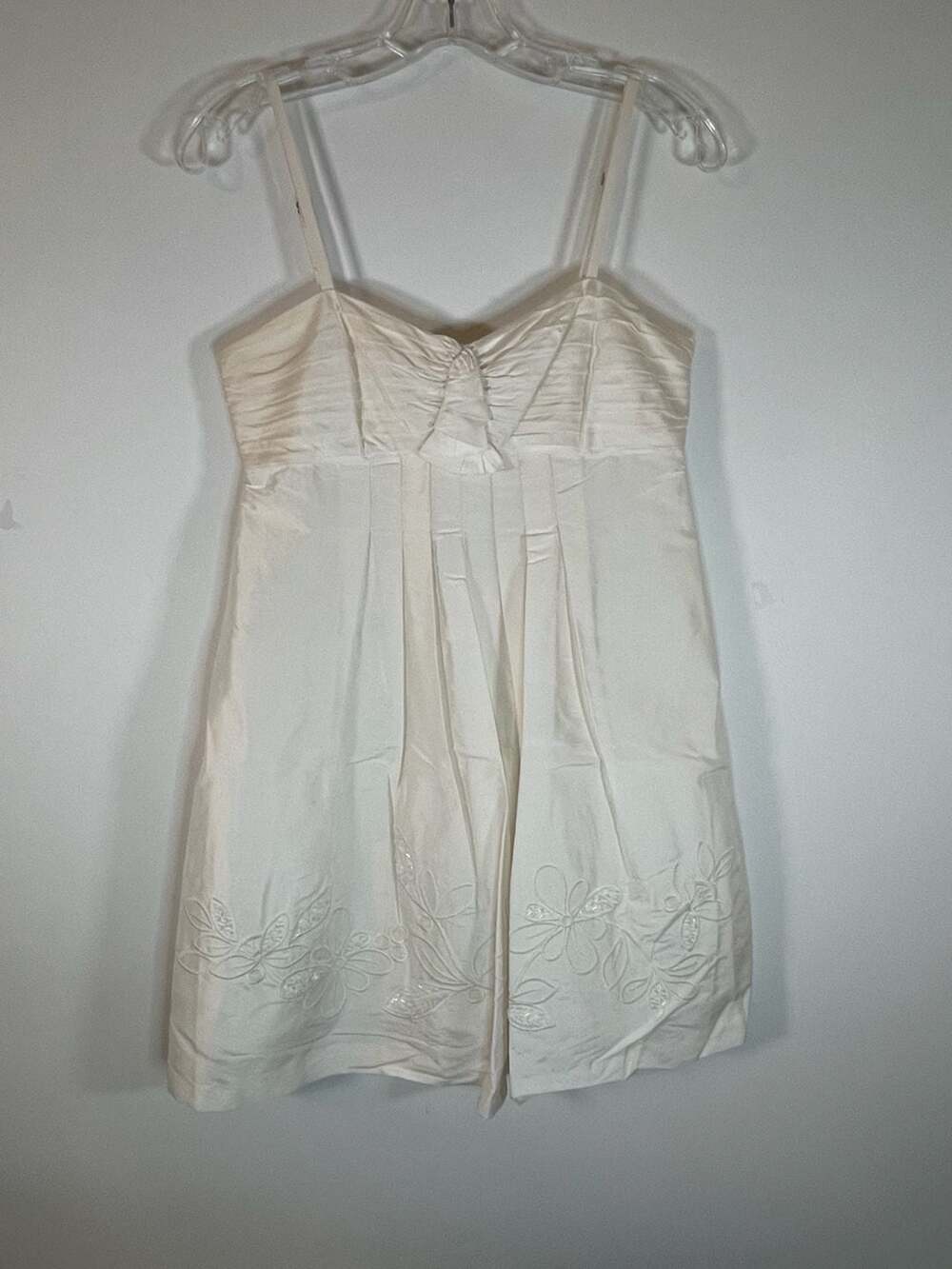 BCBGMAXAZRIA Women's Size 6 Ivory 100% Silk Beaded Floral Baby Doll Mini Dress